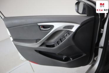 2014 - hyundai avante