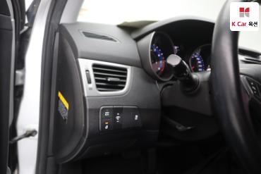 2014 - hyundai avante
