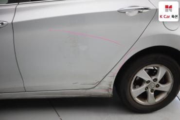2014 - hyundai avante