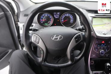 2014 - hyundai avante