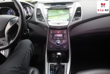 2014 - hyundai avante
