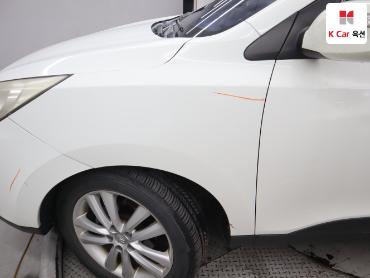 2011 - hyundai tucson