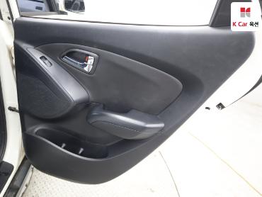 2011 - hyundai tucson