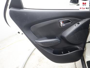 2011 - hyundai tucson