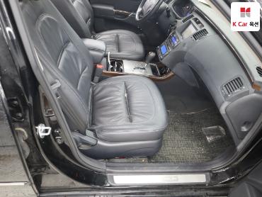 2010 - hyundai grandeur