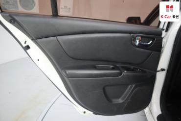 2010 - kia roche