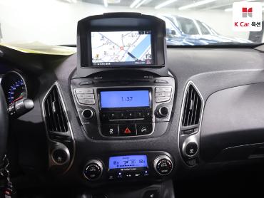 2010 - hyundai tucson