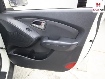 2010 - hyundai tucson