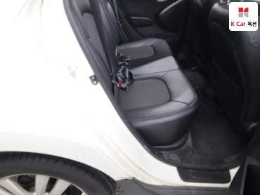 2010 - hyundai tucson