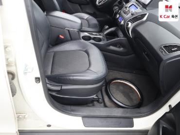2010 - hyundai tucson