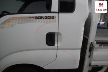 2016 - kia bongo iii