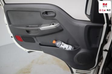 2016 - kia bongo iii