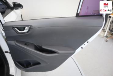 2018 - hyundai ioniq