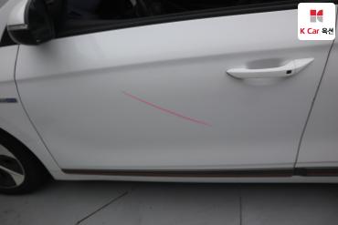 2018 - hyundai ioniq