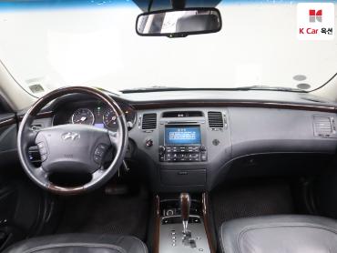 2011 - hyundai grandeur