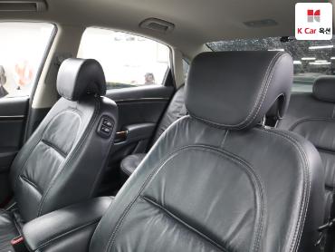 2011 - hyundai grandeur