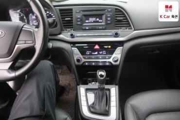 2018 - hyundai avante