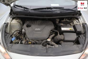 2012 - hyundai accent