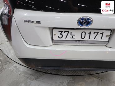 2017 - toyota prius