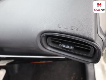 2017 - toyota prius