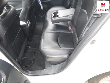 2017 - toyota prius