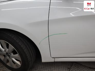2015 - hyundai accent