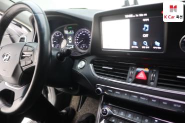 2018 - hyundai grandeur