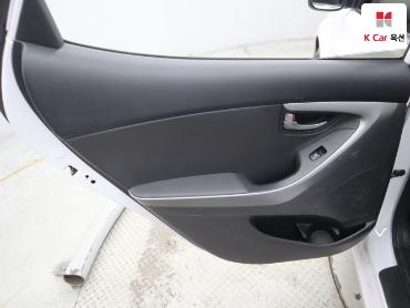 2016 - hyundai avante