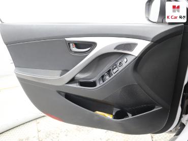 2016 - hyundai avante