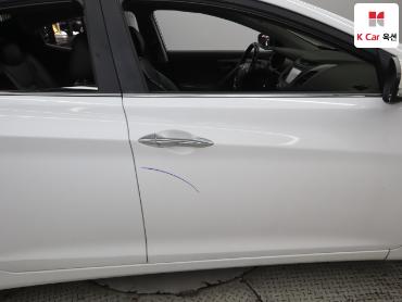 2016 - hyundai avante
