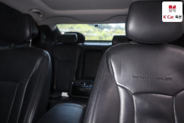 2011 - hyundai grandeur