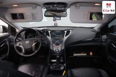 2011 - hyundai grandeur