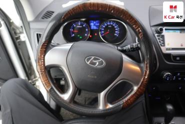 2012 - hyundai tucson