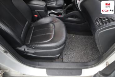 2012 - hyundai tucson