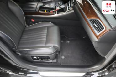 2018 - genesis eq900
