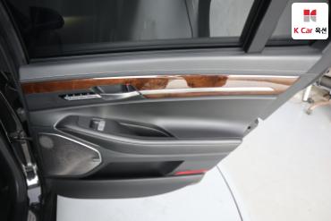 2018 - genesis eq900