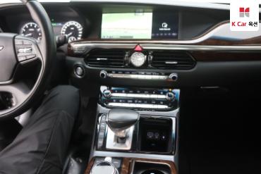 2018 - genesis eq900