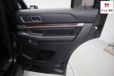2016 - ford explorer