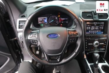 2016 - ford explorer