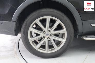 2016 - ford explorer