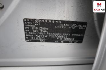 2011 - hyundai grandeur