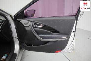 2011 - hyundai grandeur