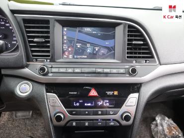 2017 - hyundai avante
