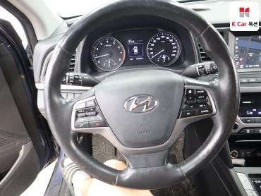 2017 - hyundai avante