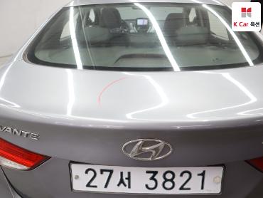 2011 - hyundai avante