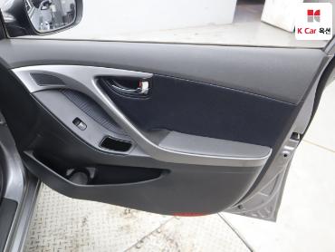 2011 - hyundai avante
