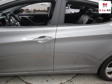 2011 - hyundai avante