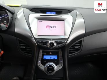 2012 - hyundai avante