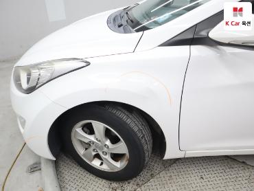 2012 - hyundai avante
