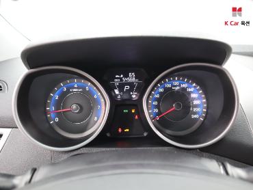 2012 - hyundai avante